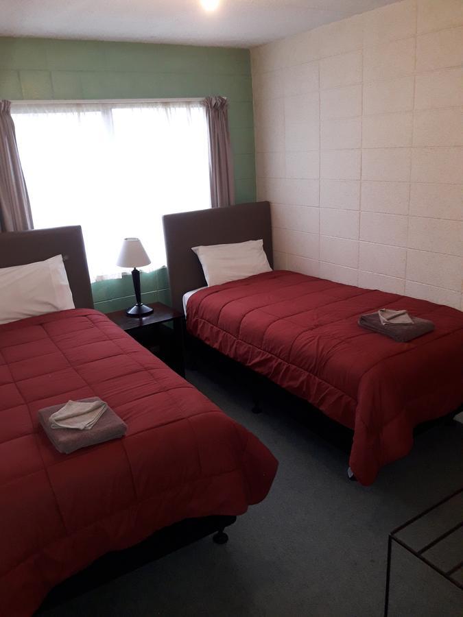 Motel Sierra Whangarei Bagian luar foto